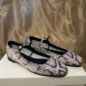 L’AGENCE Women's Snake-Print Mary Jane Flats - Cream/Black